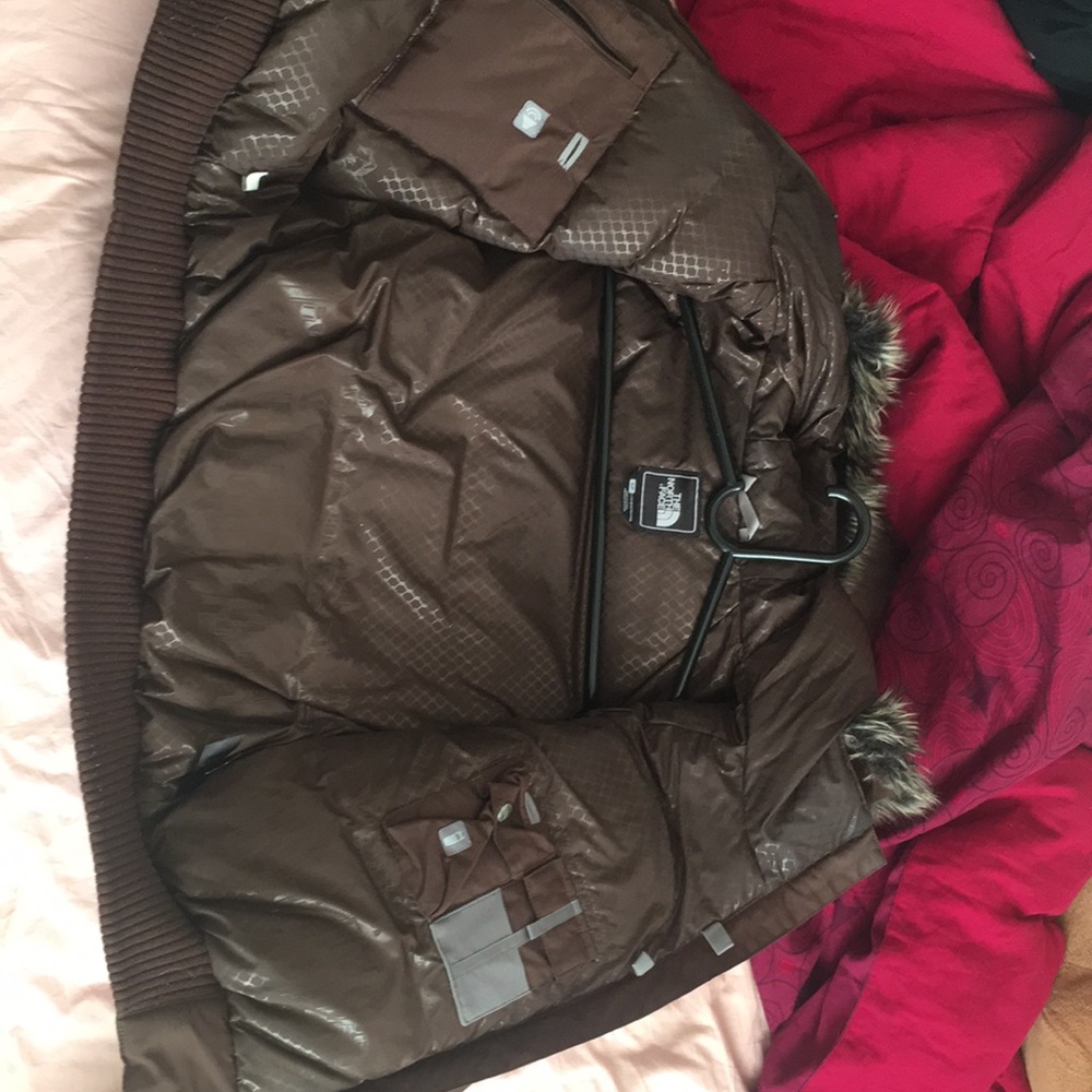 The North Face winter coat - Picture 4 of 4